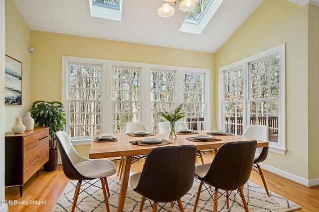 2929 Sunnystone Way, Raleigh, NC 27613