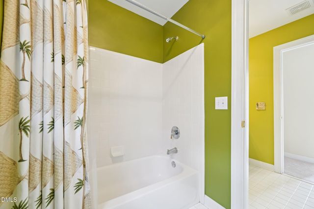 2929 Sunnystone Way, Raleigh, NC 27613