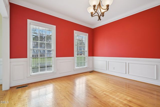 2929 Sunnystone Way, Raleigh, NC 27613