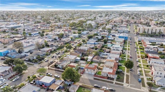 7015 S Harvard, Los Angeles, CA 90047