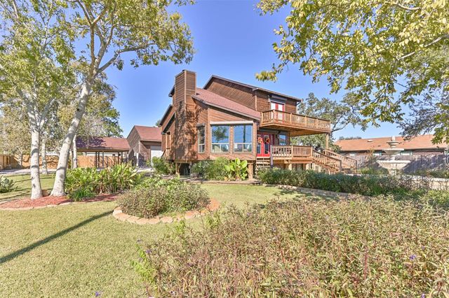 114 24th Street, Dickinson, TX 77539