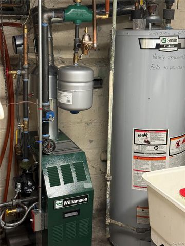 9426 80th Street, Ozone Park, NY 11416