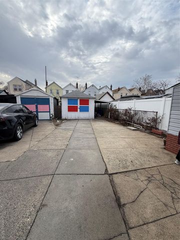 9426 80th Street, Ozone Park, NY 11416