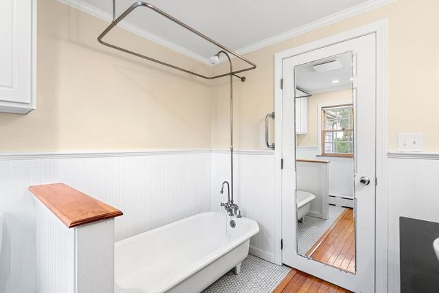 1 Essex Way, Yarmouth, MA 02675