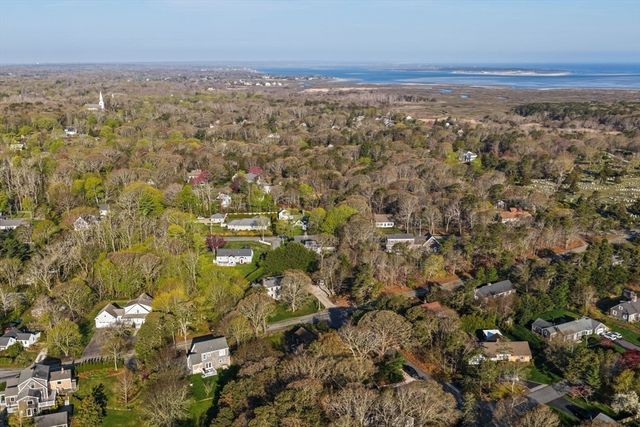 1 Essex Way, Yarmouth, MA 02675