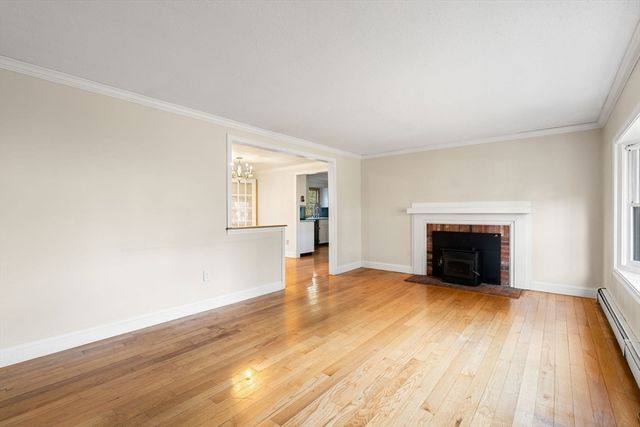 1 Essex Way, Yarmouth, MA 02675