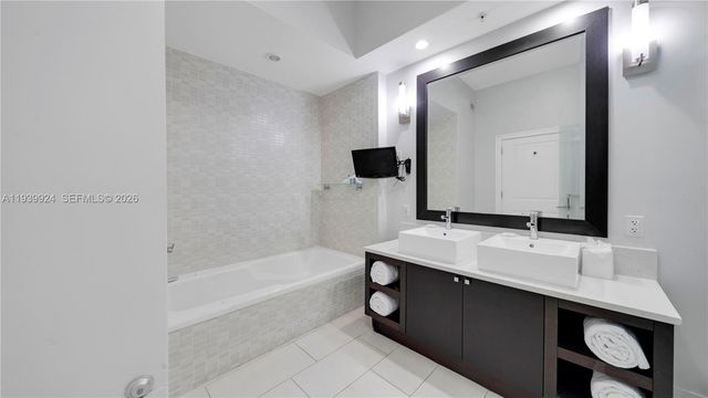 5300 NW 87th Ave 1510, Doral, FL 33178