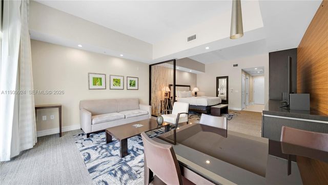 5300 NW 87th Ave 1510, Doral, FL 33178