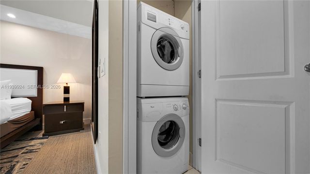 5300 NW 87th Ave 1510, Doral, FL 33178