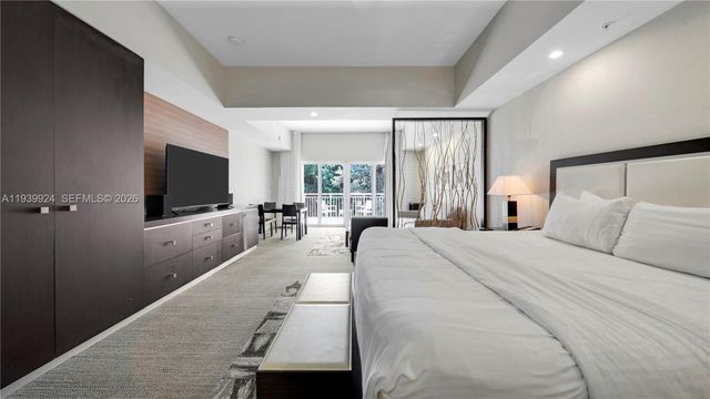 5300 NW 87th Ave 1510, Doral, FL 33178