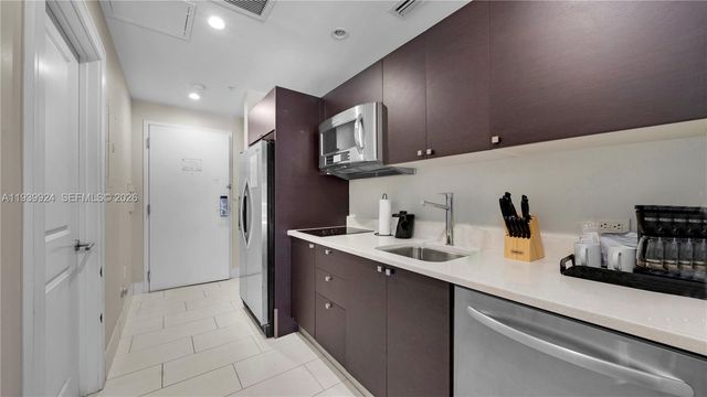 5300 NW 87th Ave 1510, Doral, FL 33178