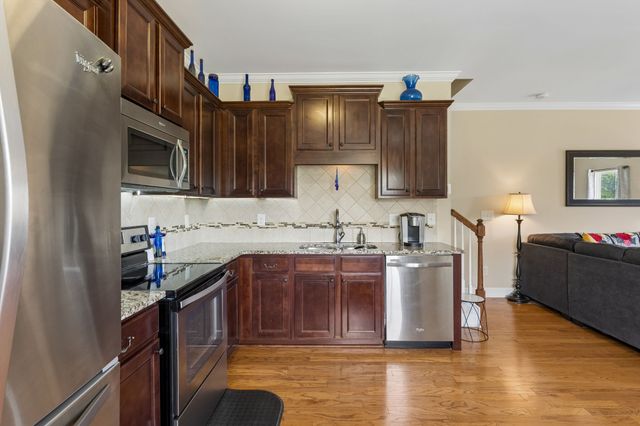 8924 Sunnyfield Way, Nashville, TN 37211