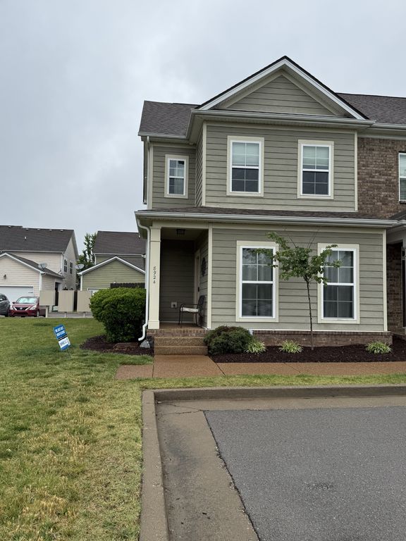 8924 Sunnyfield Way, Nashville, TN 37211