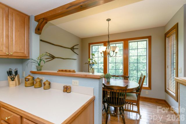 222 Creekside Way D202, Burnsville, NC 28714