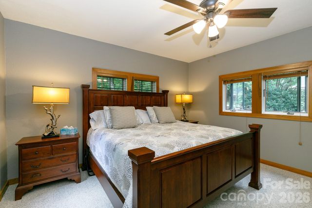 222 Creekside Way D202, Burnsville, NC 28714