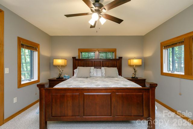 222 Creekside Way D202, Burnsville, NC 28714