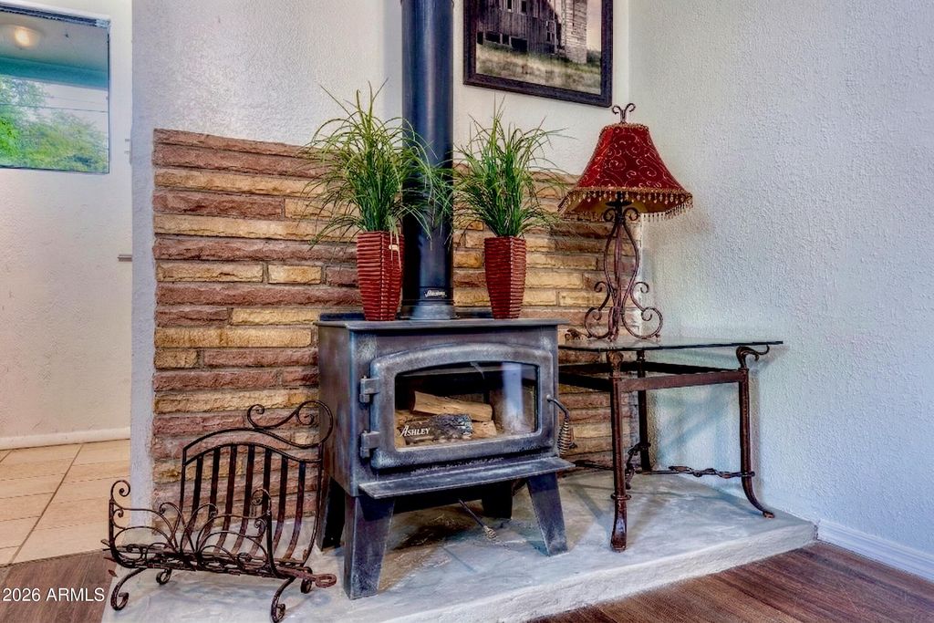 Image 4 of property listing at 503 W JOHNSON Drive, Payson, AZ 85541