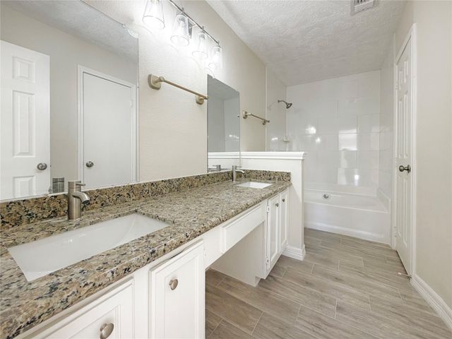 2603 W Greens Road W, Houston, TX 77067