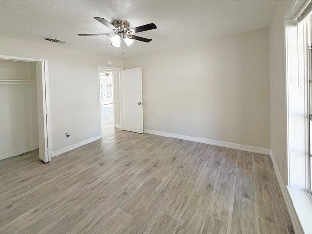 2603 W Greens Road W, Houston, TX 77067