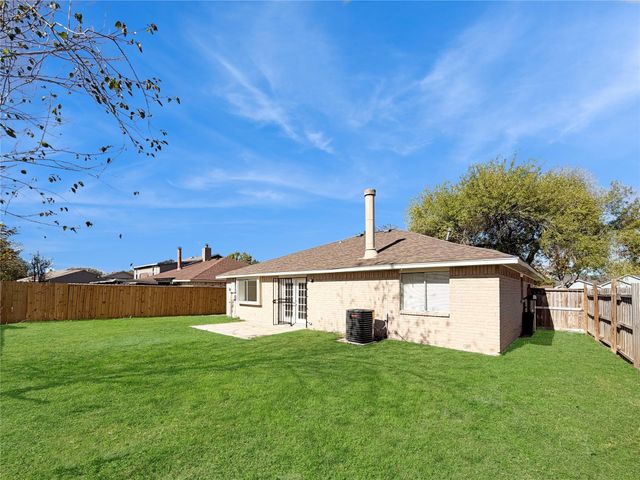 2603 W Greens Road W, Houston, TX 77067