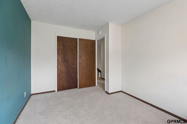 13205 Carpenter Street, Omaha, NE 68138