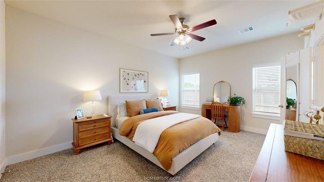 918 Fork Ct Court, College Station, TX 77845