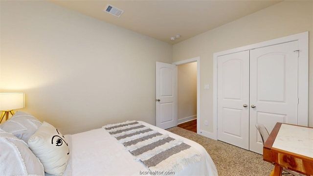 918 Fork Ct Court, College Station, TX 77845