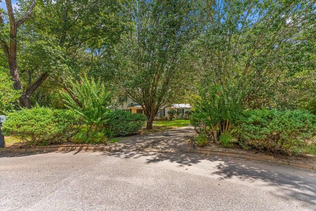 108 Valley Ct, Midland City, AL 36350