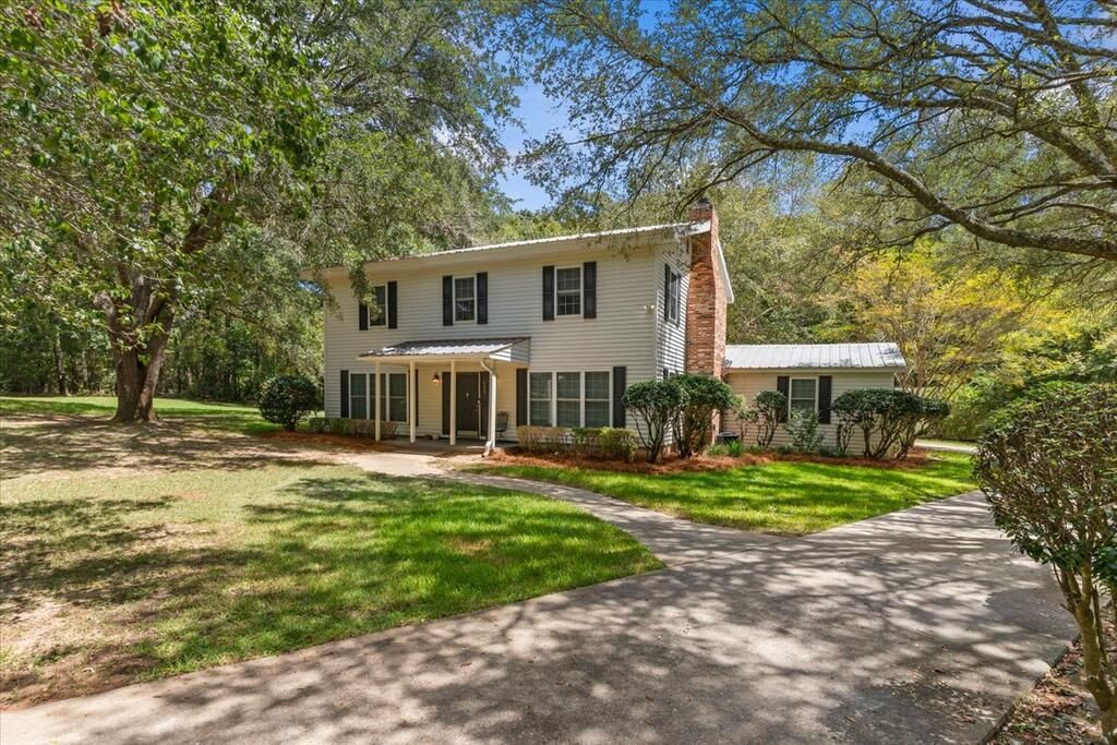108 Valley Ct, Midland City, AL 36350