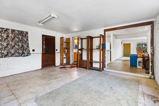 9732 Airport Vista, Santee, CA 92071