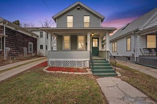 930 E DAYTON Street, Madison, WI 53703