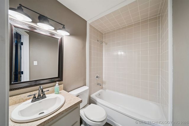 314 W 7th Street, Claremore, OK 74017