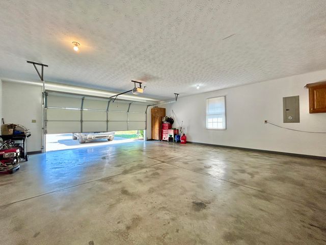 420 Wildlife Drive, Somerset, KY 42503