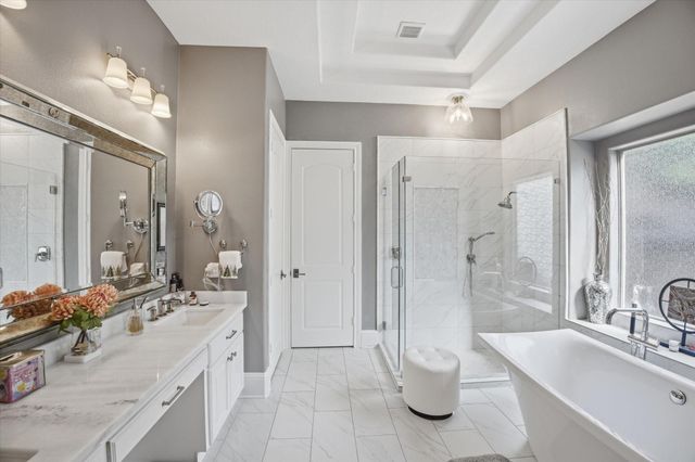 2727 N Cotswold Manor Drive, Houston, TX 77339