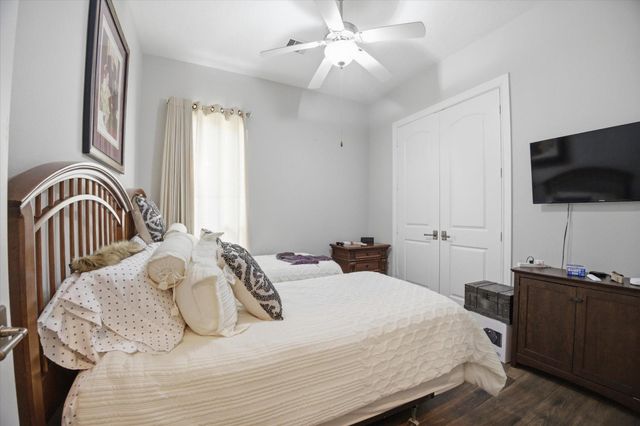 2727 N Cotswold Manor Drive, Houston, TX 77339