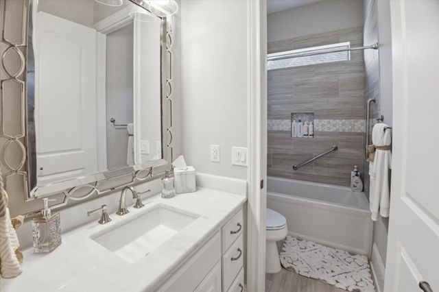 2727 N Cotswold Manor Drive, Houston, TX 77339