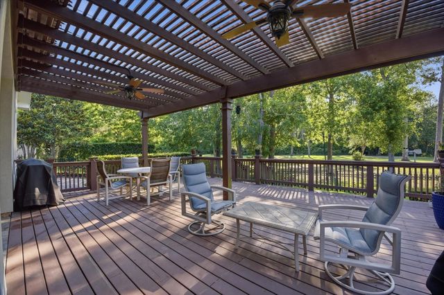 2727 N Cotswold Manor Drive, Houston, TX 77339