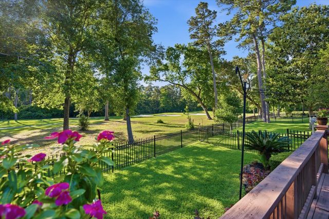 2727 N Cotswold Manor Drive, Houston, TX 77339