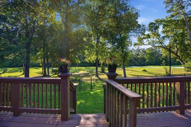 2727 N Cotswold Manor Drive, Houston, TX 77339