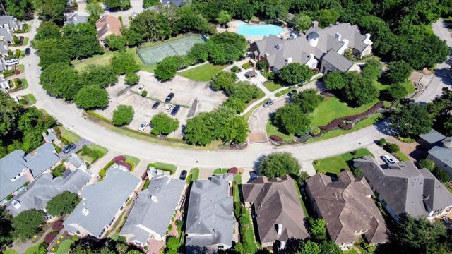 2727 N Cotswold Manor Drive, Houston, TX 77339