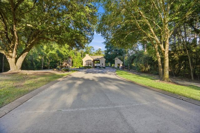 2727 N Cotswold Manor Drive, Houston, TX 77339