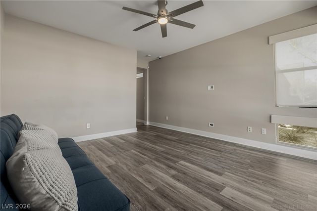 5947 Villa Loma Street, Las Vegas, NV 89148