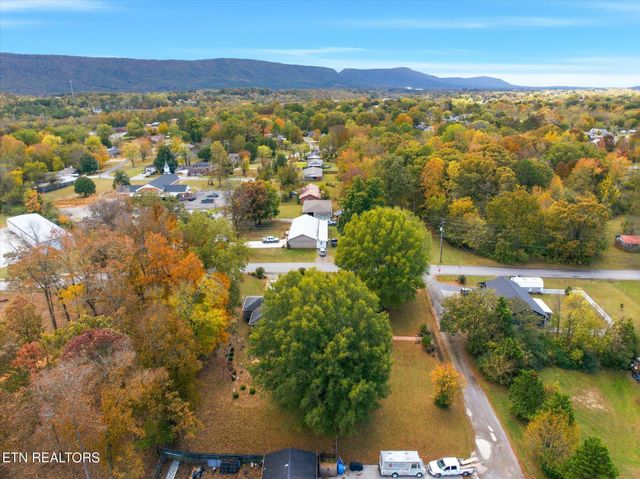 715 Harren Court, Etowah, TN 37331