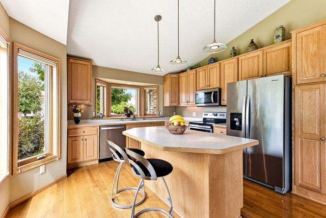 4831 Greenhaven Drive, White Bear Lake, MN 55127