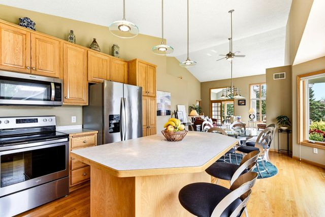 4831 Greenhaven Drive, White Bear Lake, MN 55127