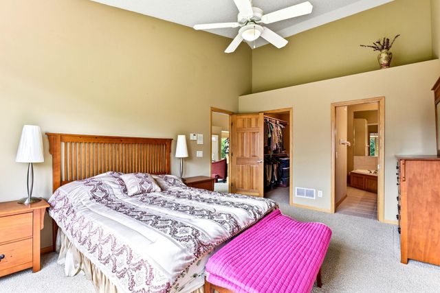 4831 Greenhaven Drive, White Bear Lake, MN 55127