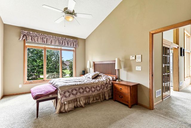 4831 Greenhaven Drive, White Bear Lake, MN 55127