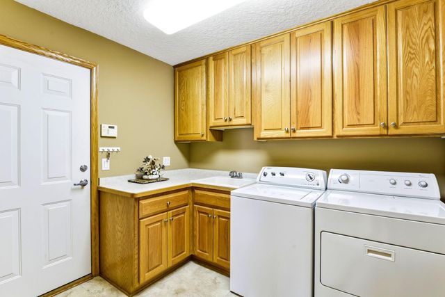 4831 Greenhaven Drive, White Bear Lake, MN 55127