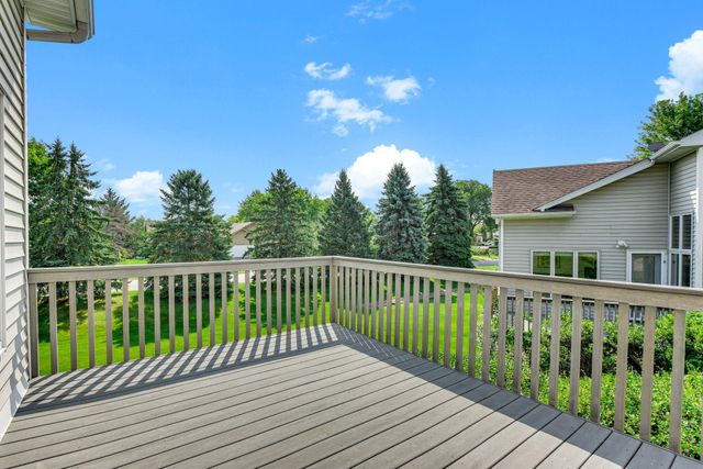4831 Greenhaven Drive, White Bear Lake, MN 55127