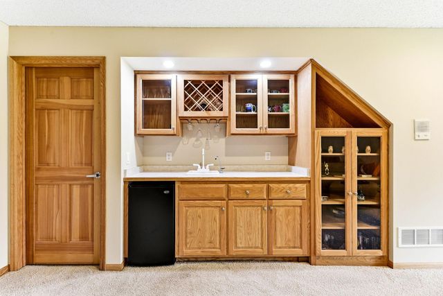 4831 Greenhaven Drive, White Bear Lake, MN 55127